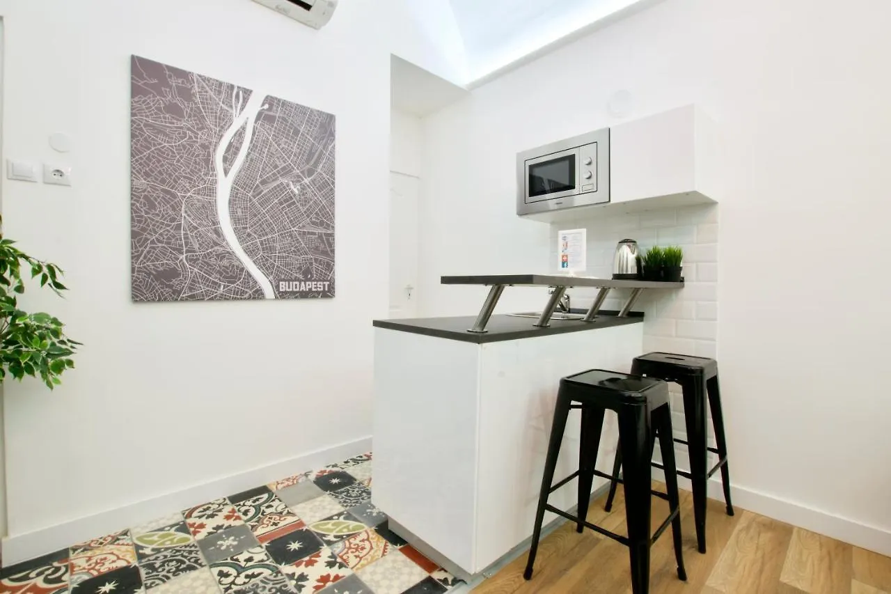 Standard Apartment by Hi5 - Nagysándor street Budapest