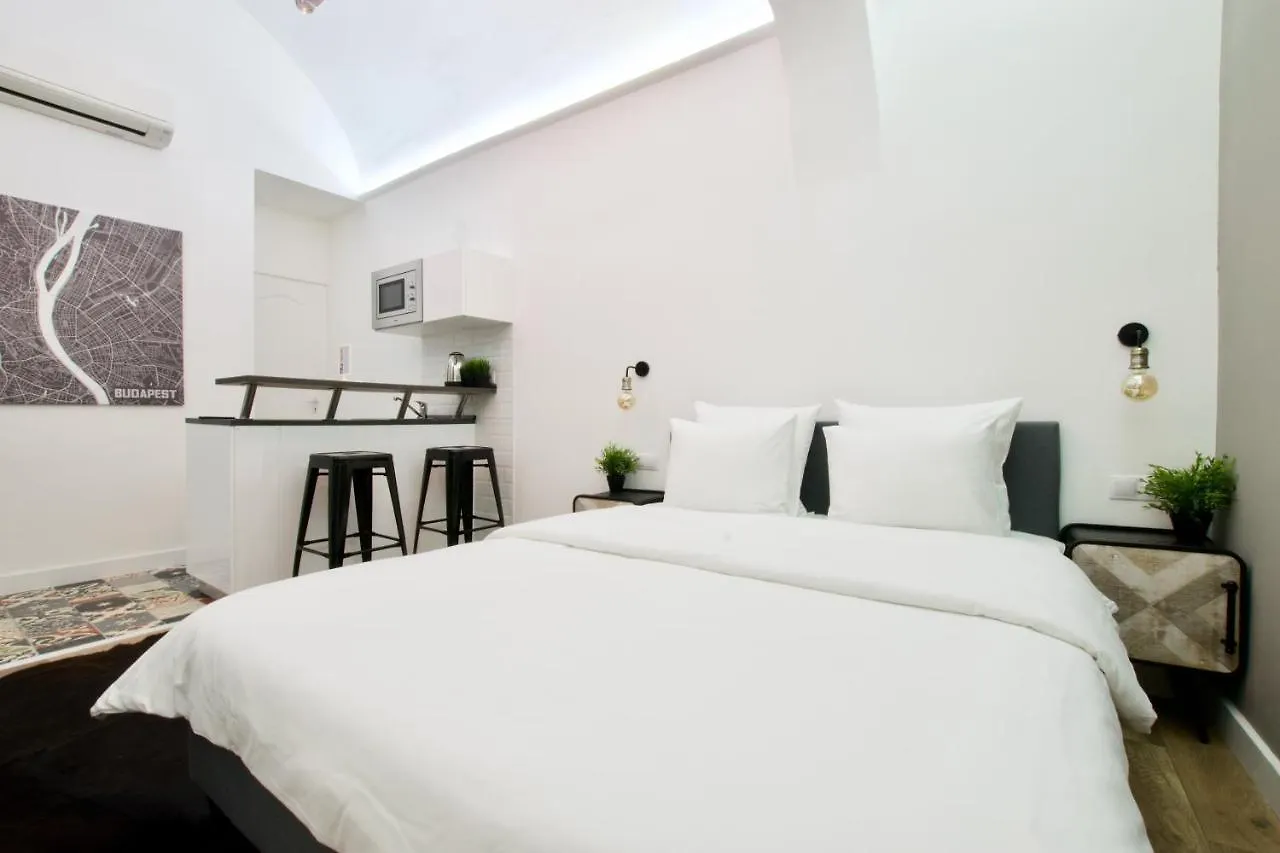 Standard Apartment by Hi5 - Nagysándor street Budapest